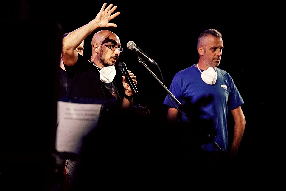 Laid-off GKN workers occupy factory in Florence