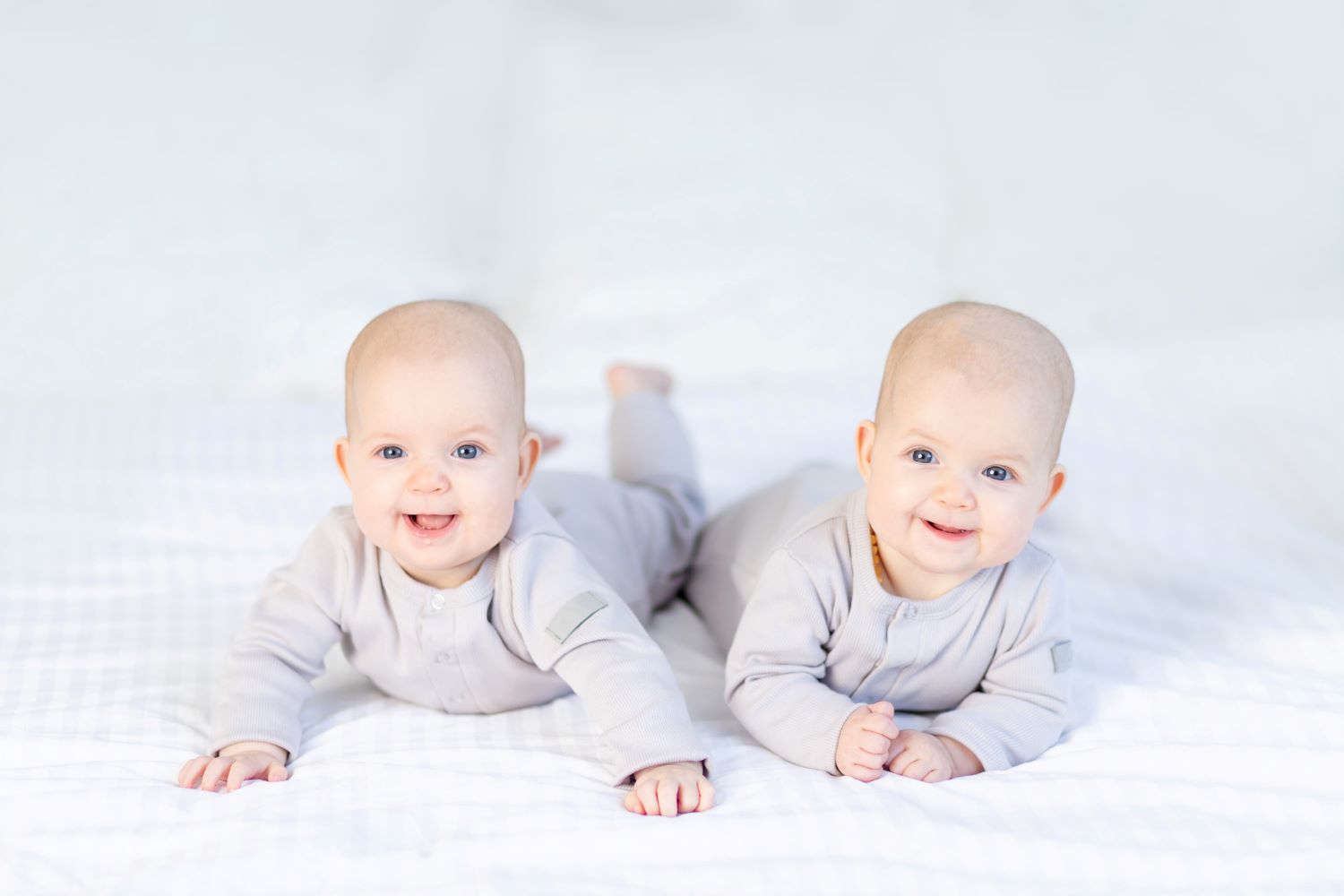 World-first study hails treatment for twin pregnancy condition – UKRI
